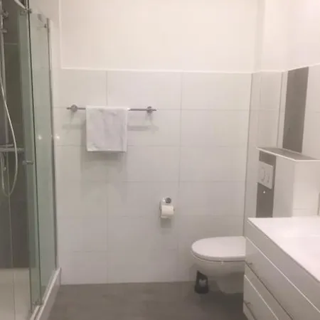 Apartment Jugendstilhaus Riverside City Fuer Urlaub Und Business Bremen