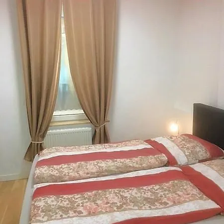Jugendstilhaus Riverside City Fuer Urlaub Und Business